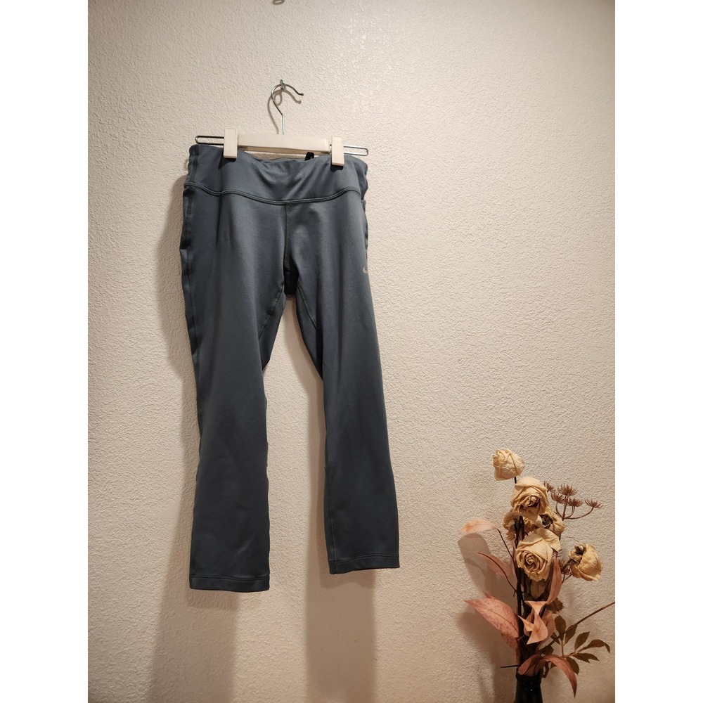 Nike Dri-FIT Small Capri Leggings Zip Pocket Reflective Waist 26 Inseam 22
